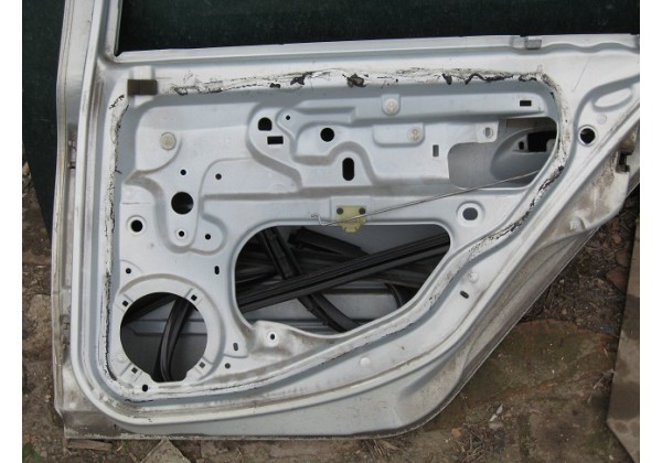 дверка задня права Renault Clio II, хетчбек